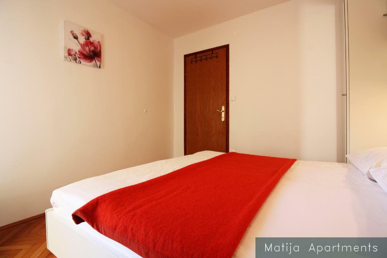 Apartmani Matija Metajna Exterior photo